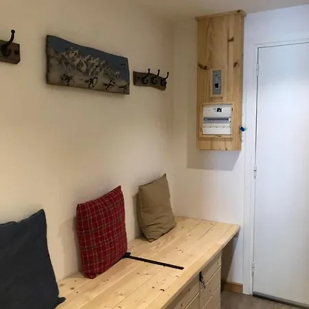 Athos C2-1 Chambre-alpe D'huez-centre Station